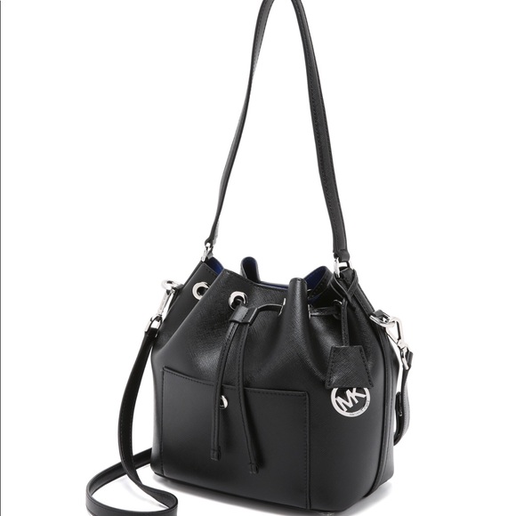 michael kors md bucket bag